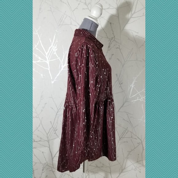Luna Moon Maroon Silver Printed Button Front Tunic - Picture 3 of 5